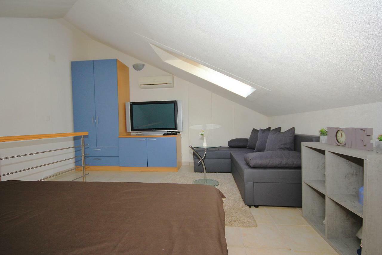 Apartment Ivana Макарска Экстерьер фото